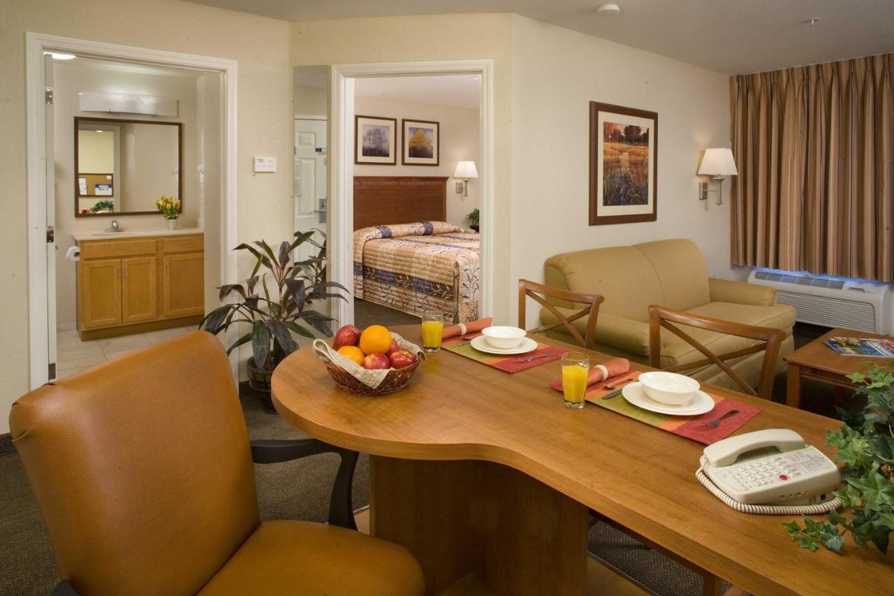 Candlewood Suites Jacksonville By Ihg Extérieur photo